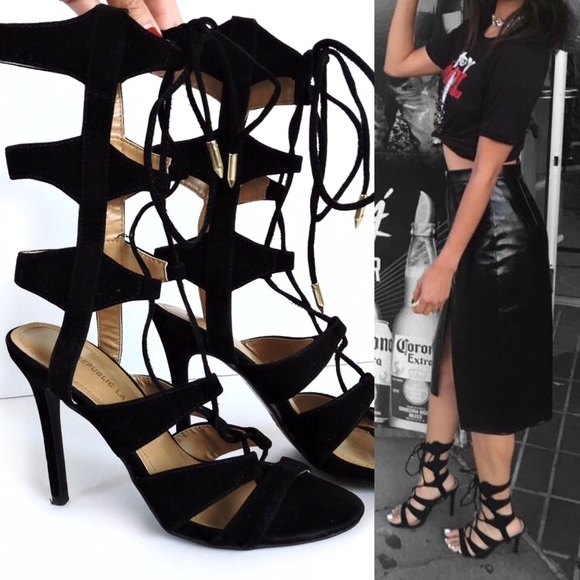 ✖️SOLD✖️Black lace-up heels - Picture 6 of 6